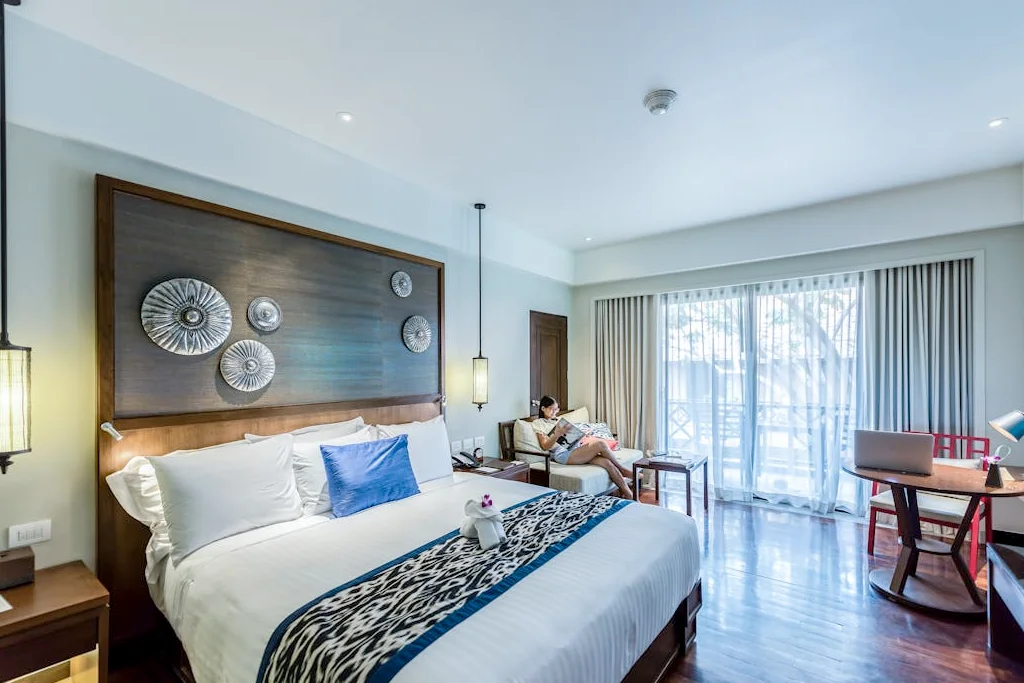 Отель The Metropolitan Hotel